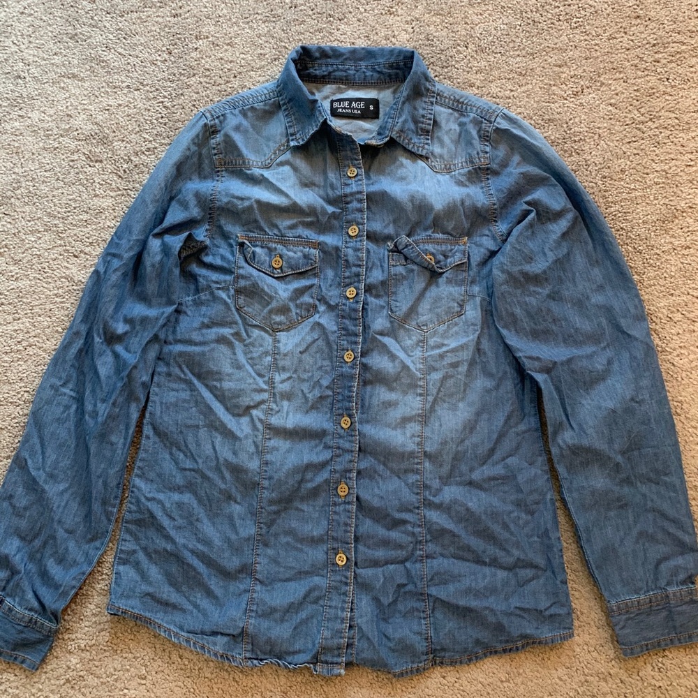 Long-sleeve Denim Button Up